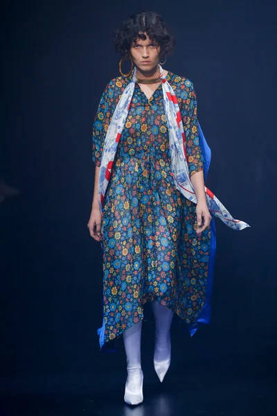 Look 46